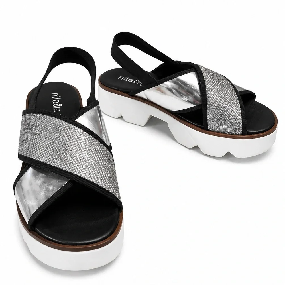 Nila & Nila Women’s Silver Metallic Soft Leather Crisscross Platform Sandal